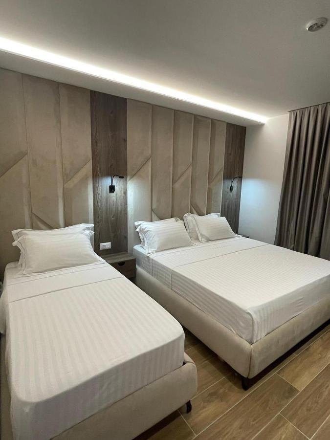 Hotel Rean Golem  Buitenkant foto