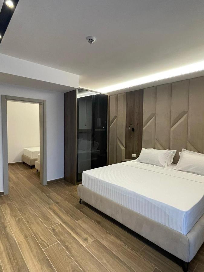 Hotel Rean Golem  Buitenkant foto