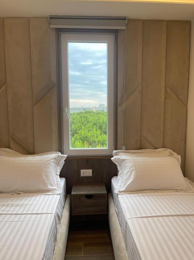 Hotel Rean Golem  Buitenkant foto